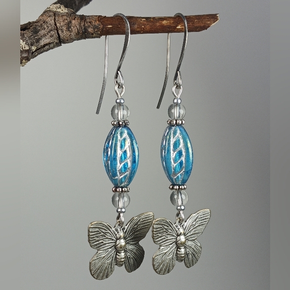 HAND CRAFTED Silver Butterfly Blue Artisan Glass Boho Vintage Style Earrings - Picture 5 of 6